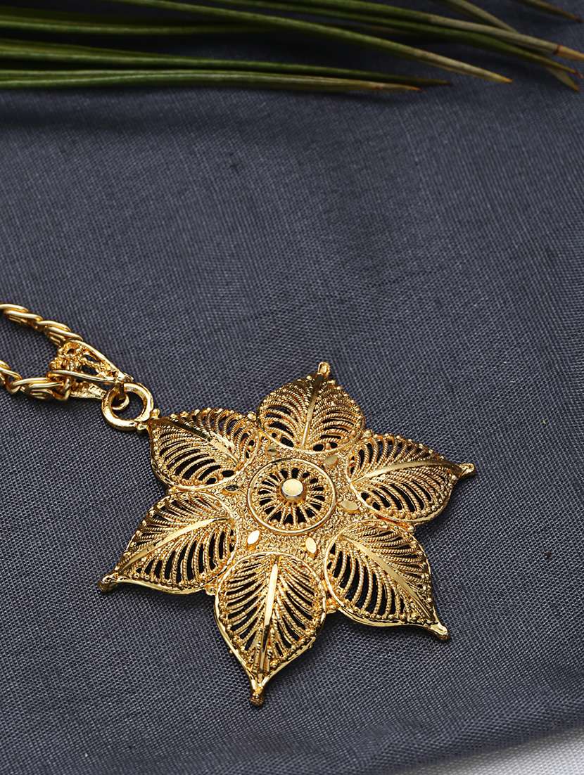gold metal pendant