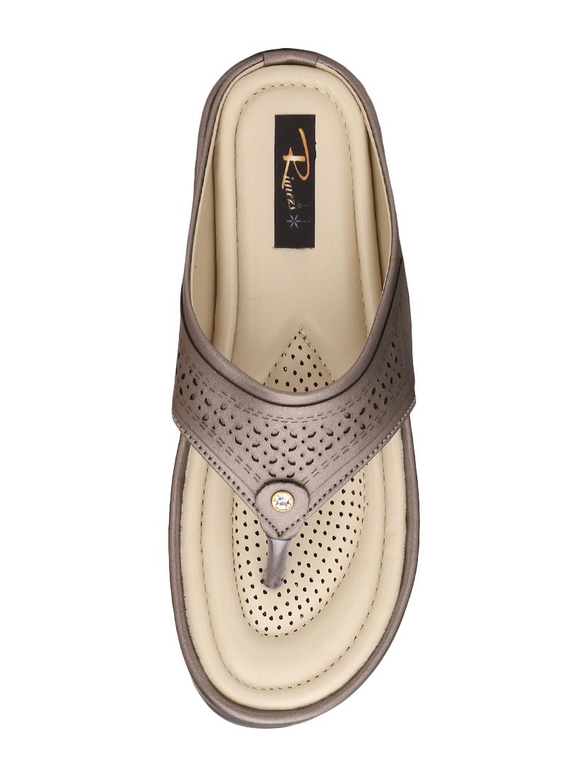 metallic toe separator sandals - 16668438 - Standard Image - 3