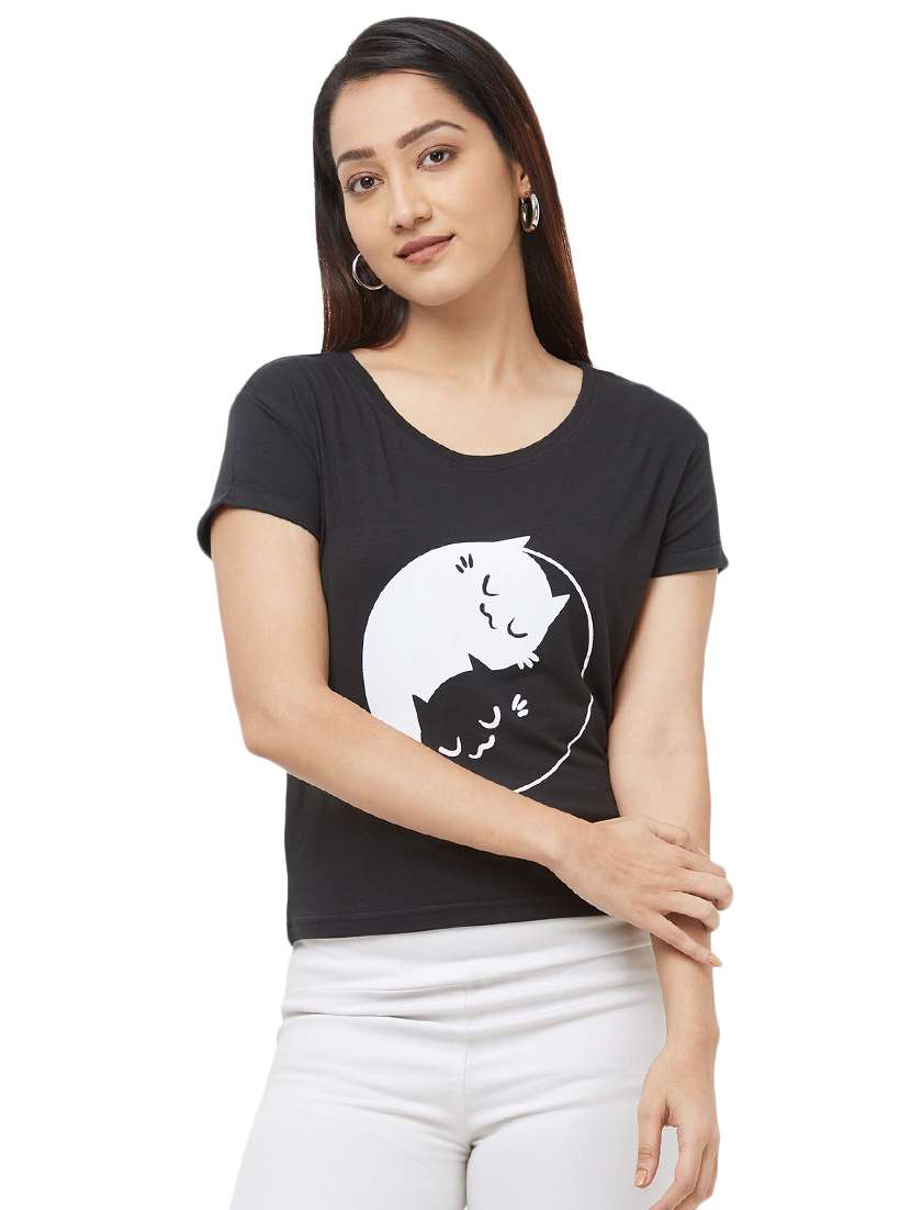 round neck quirky tee  - 16680217 -  Zoom Image - 0