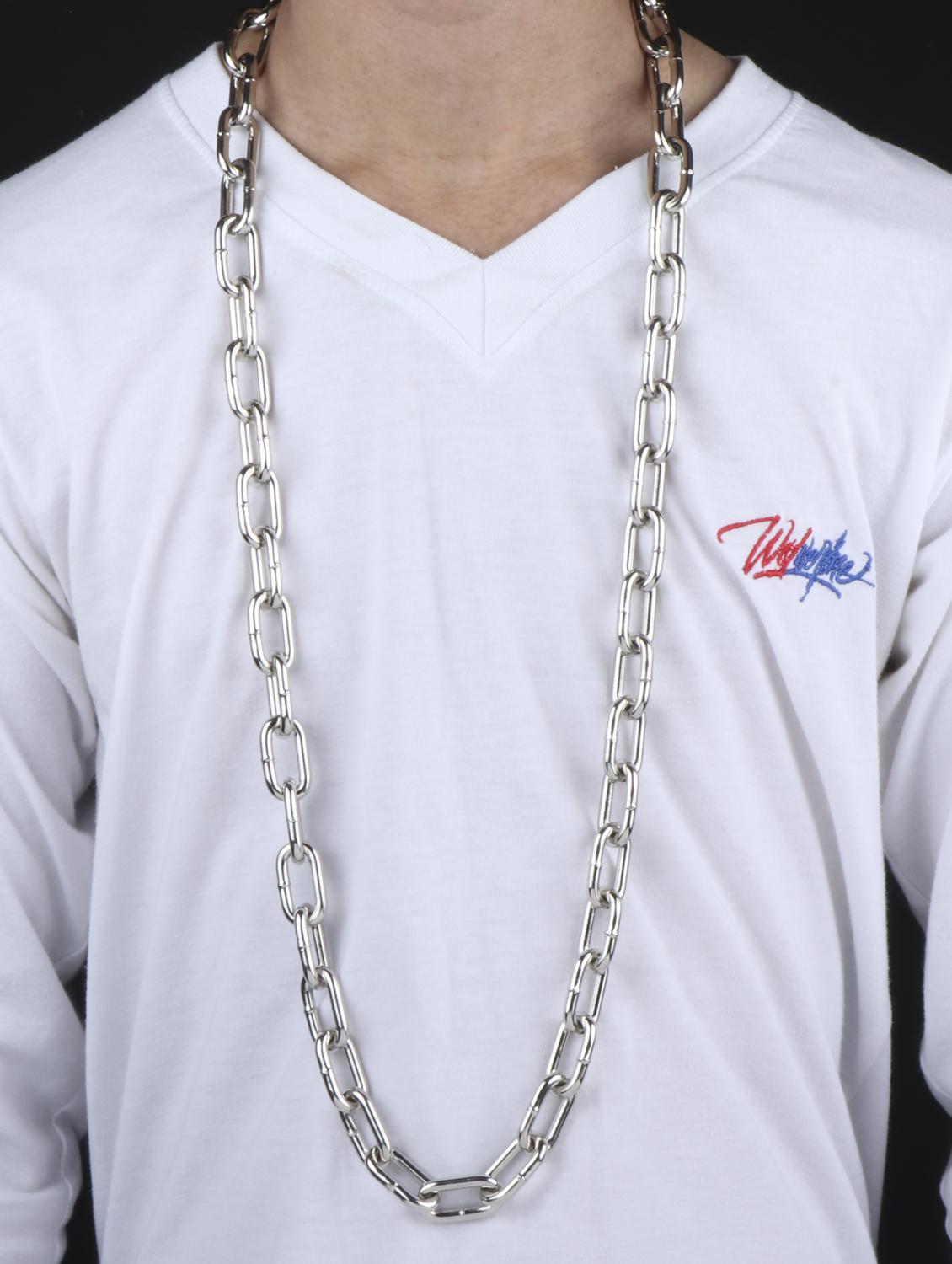 silver metal chain necklace - 16684102 - Standard Image - 3