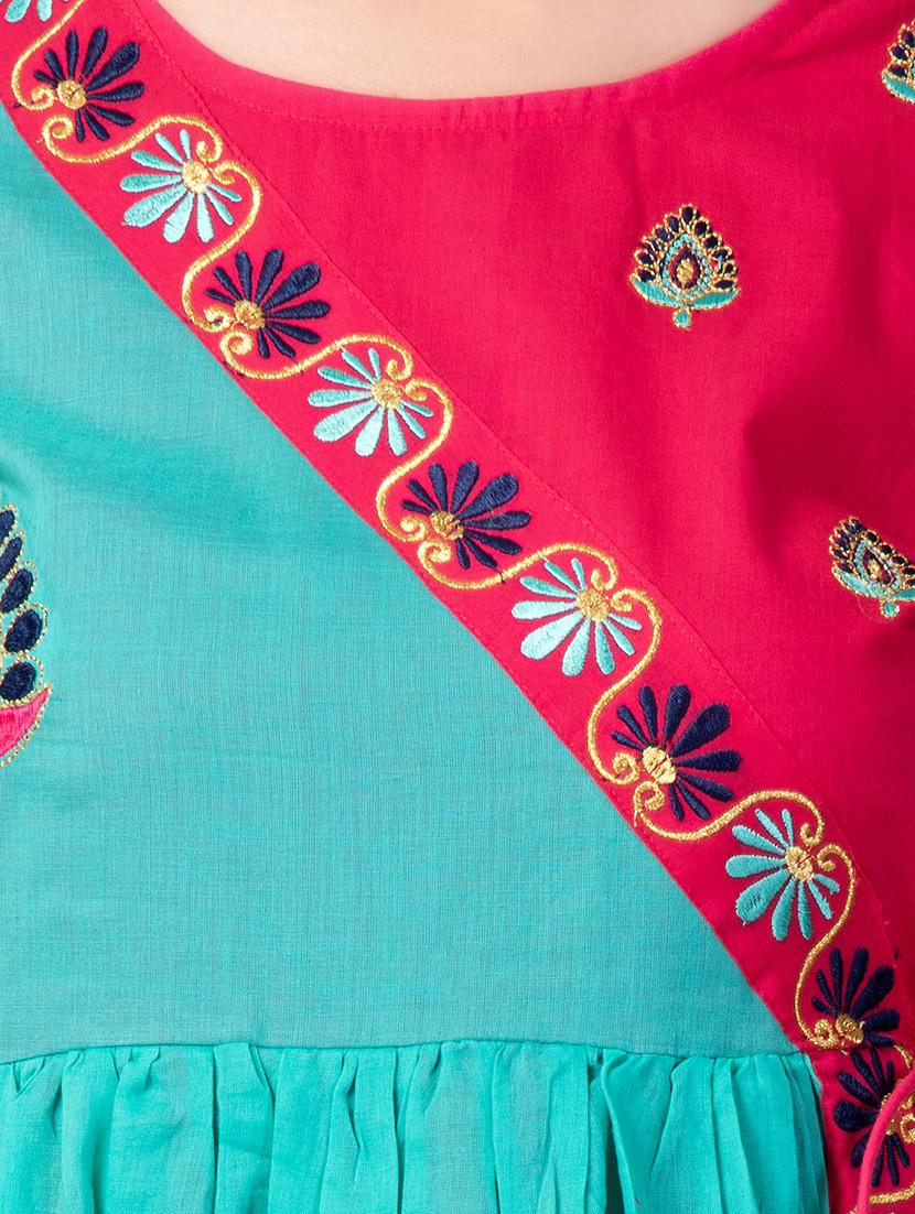 embroidered layered kurta - 16695492 - Standard Image - 3