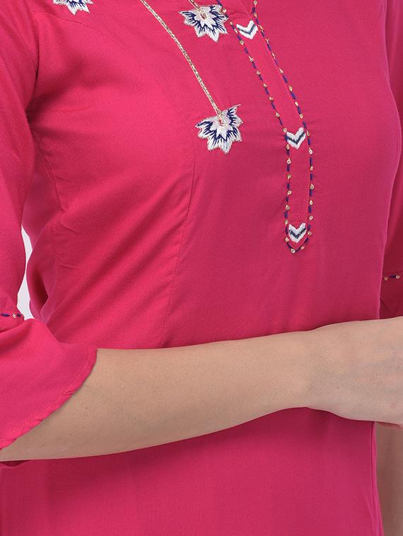solid straight kurta - 16700111 - Standard Image - 3