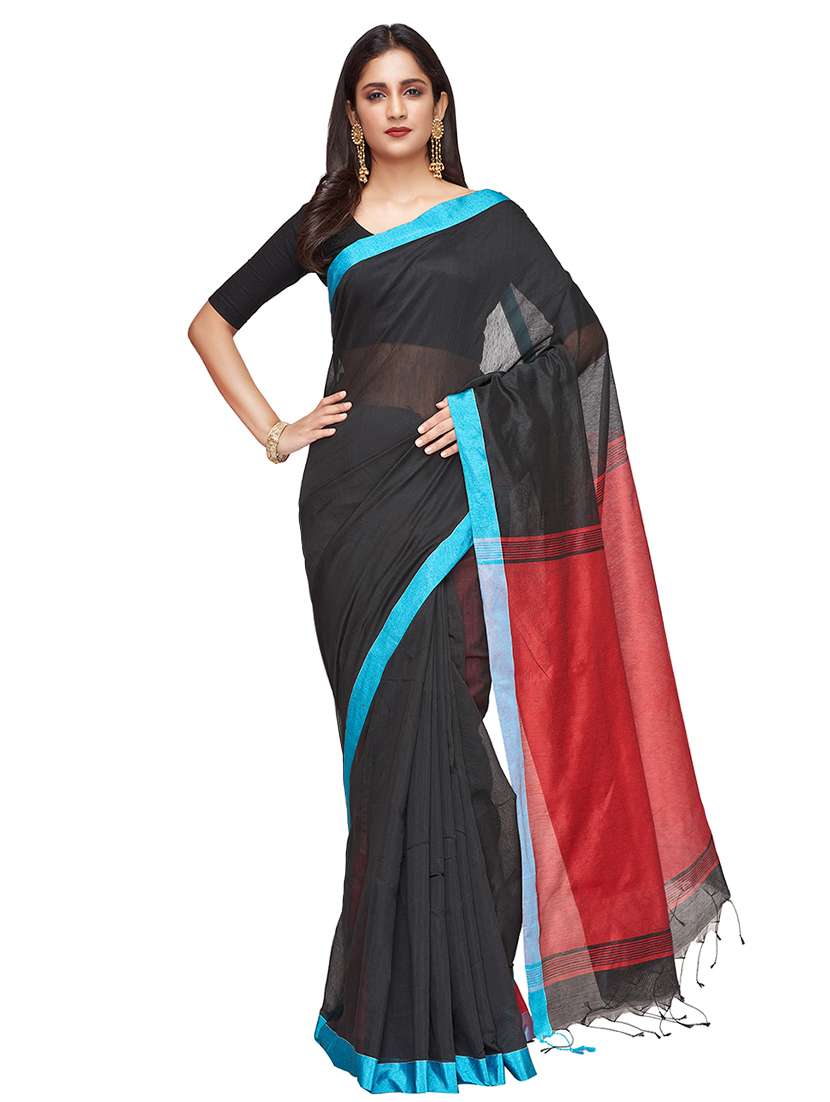 contrast handloom saree with blouse