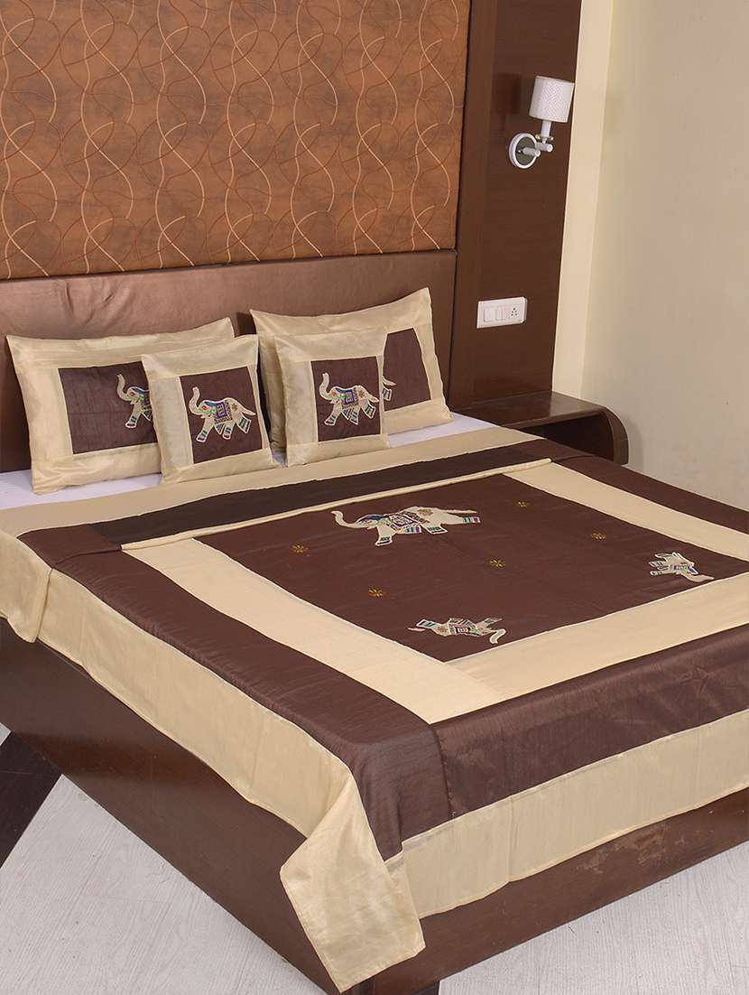 multi polysilk embroidered bed cover with 2 pillow cover & 2 cusion cover set