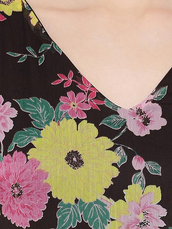 v-neck floral a-line dress - 16750846 - Standard Image - 3