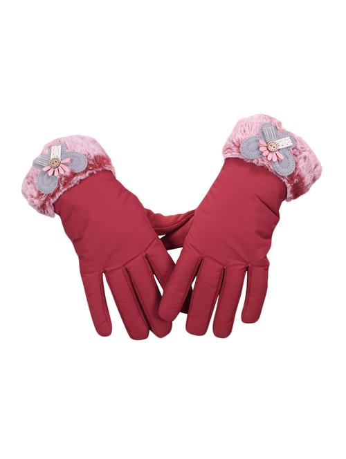 red wool gloves - 16751396 - Standard Image - 0