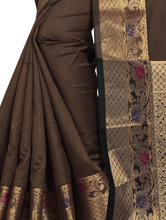 solid bordered saree with blouse - 16770763 - Standard Image - 3