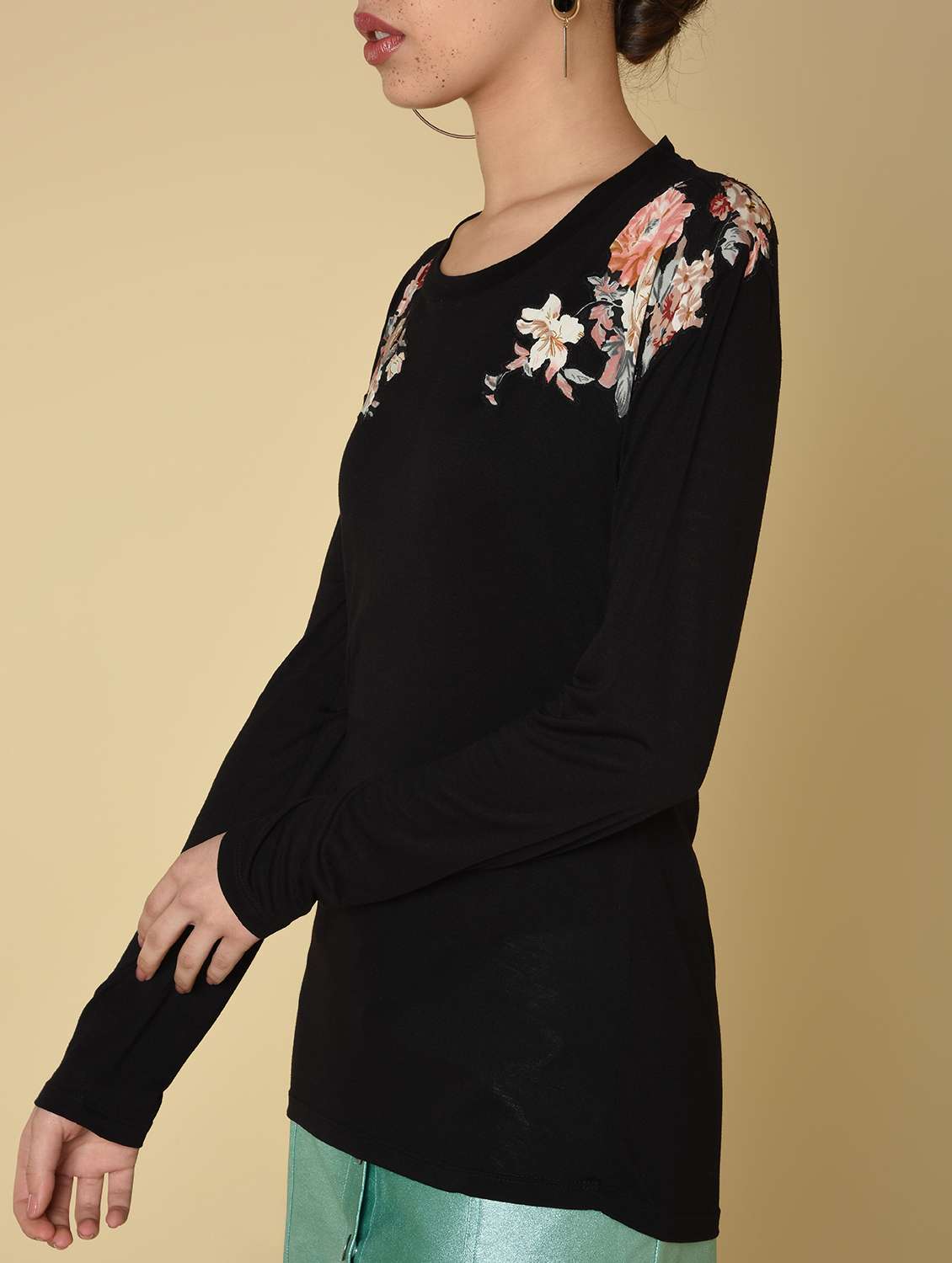 women's straight round neck top - 16810956 - Standard Image - 5