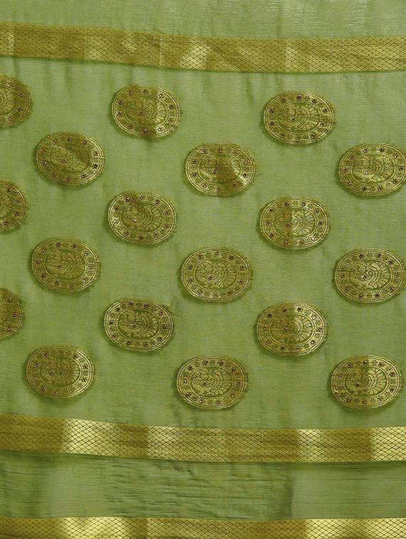 tie & dye printed saree with blouse - 16817838 - Standard Image - 3