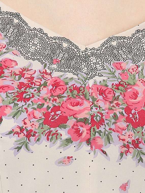 women's  floral dress - 16833119 -  Standard Image - 3