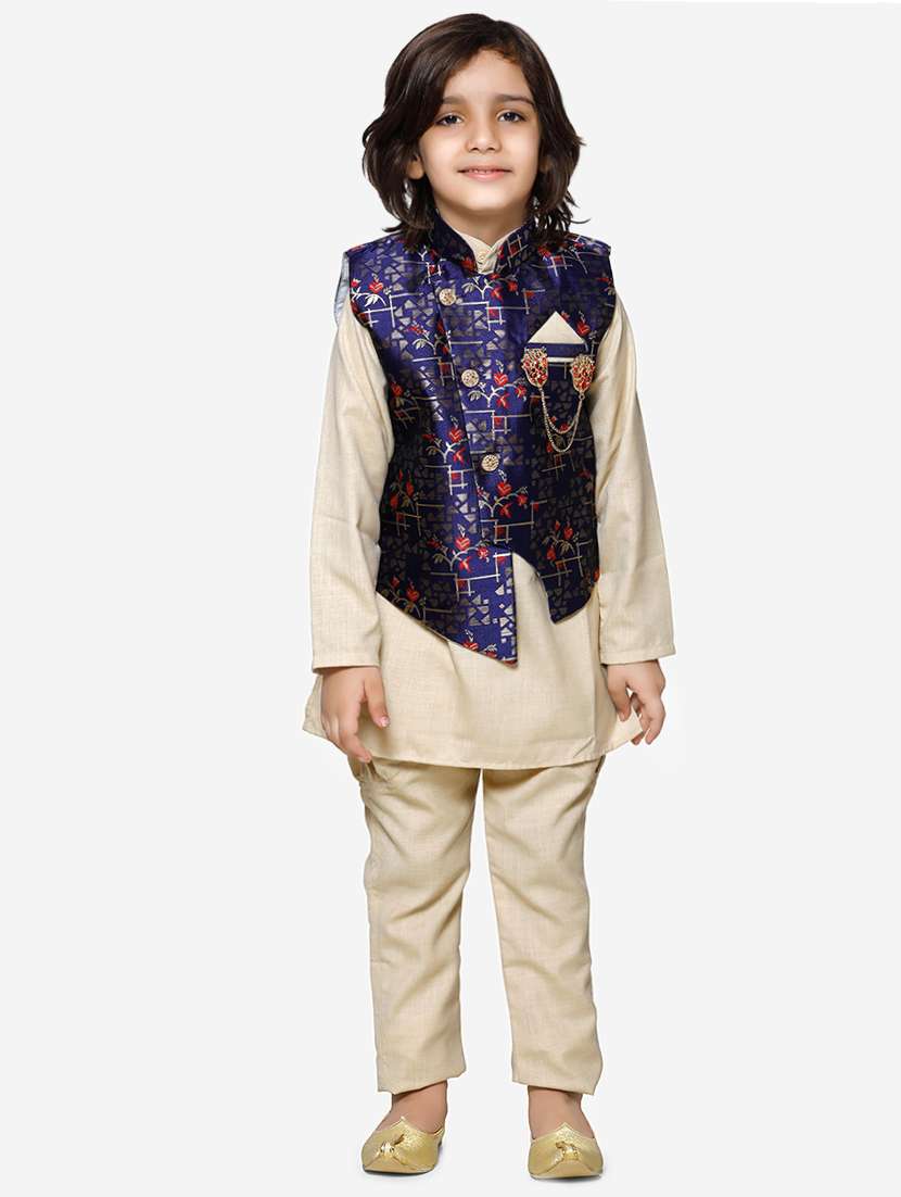 red cotton kurta sets - 16863758 - Zoom Image - 0