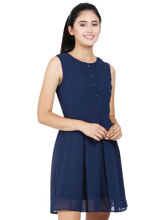 round neck solid a-line dress 