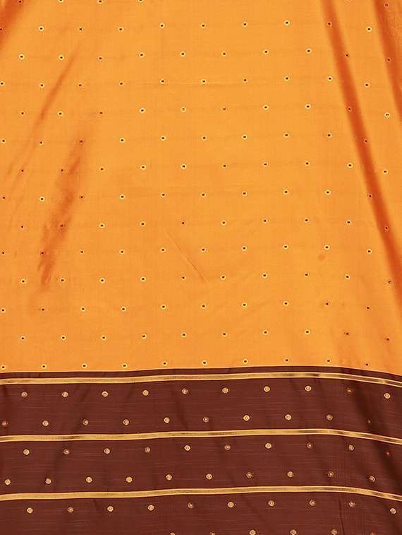 self design woven saree with blouse - 16893277 - Standard Image - 3