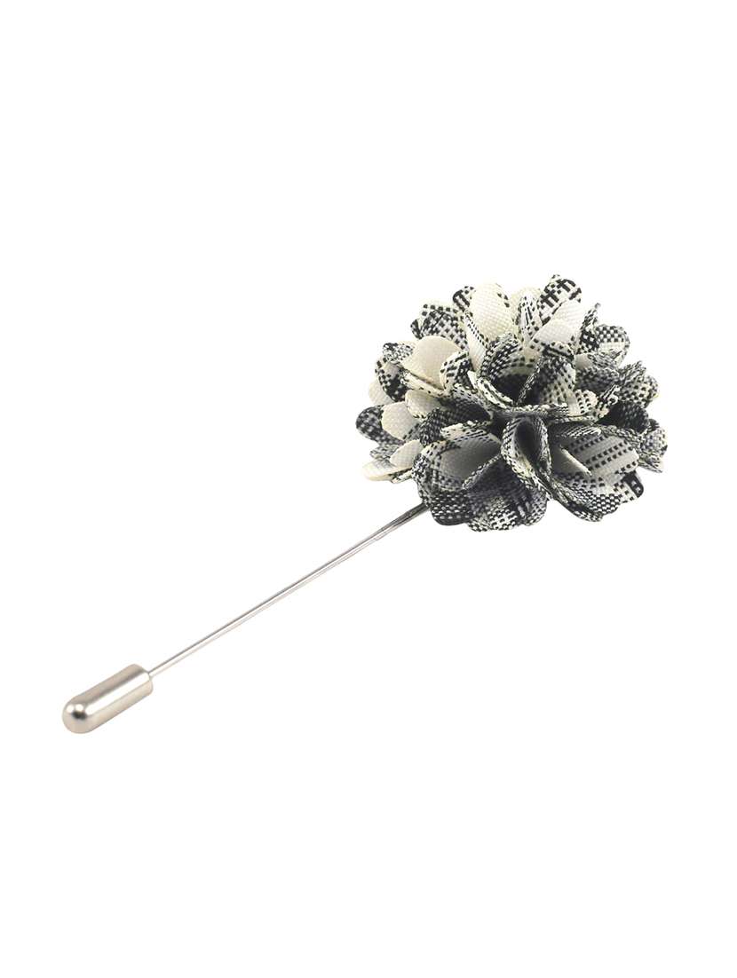 white &black fabric, metal lapelpin - 16912931 - Zoom Image - 0