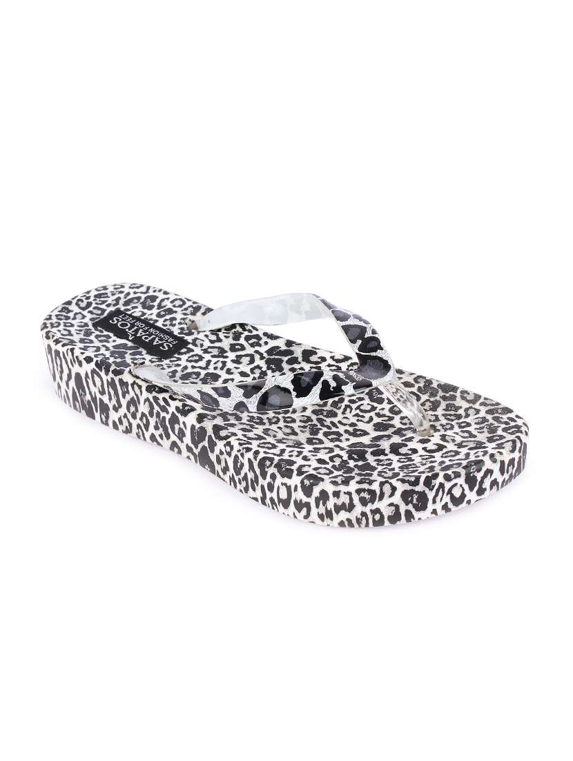 white pvc slippers flip flops - 16915193 - Zoom Image - 0