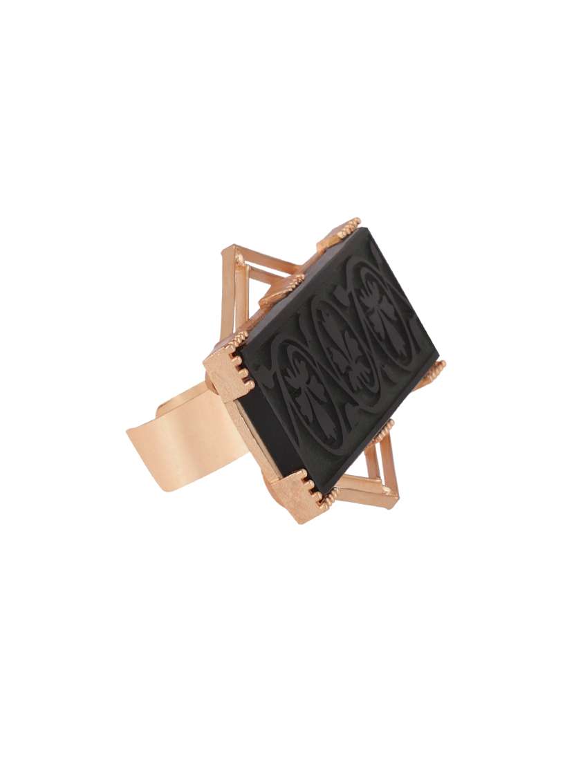black gold  finger ring