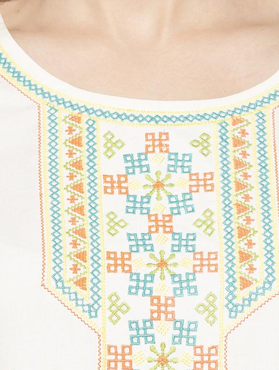 yoke embroidered asymmetric kurta - 16945530 - Standard Image - 3