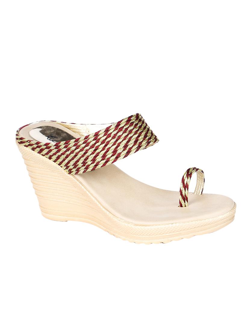 brown one toe wedges - 16981329 -  Zoom Image - 0