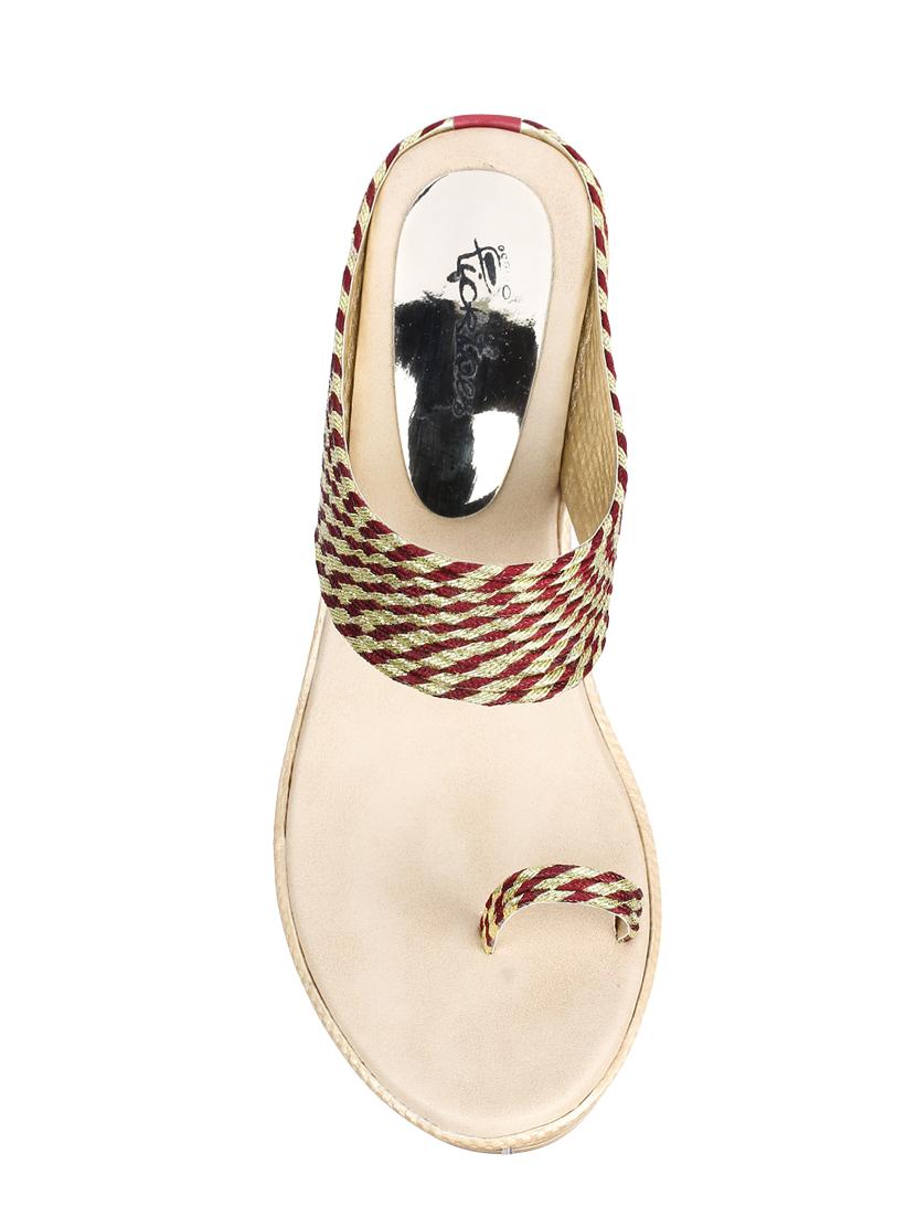 brown one toe wedges - 16981329 - Standard Image - 3