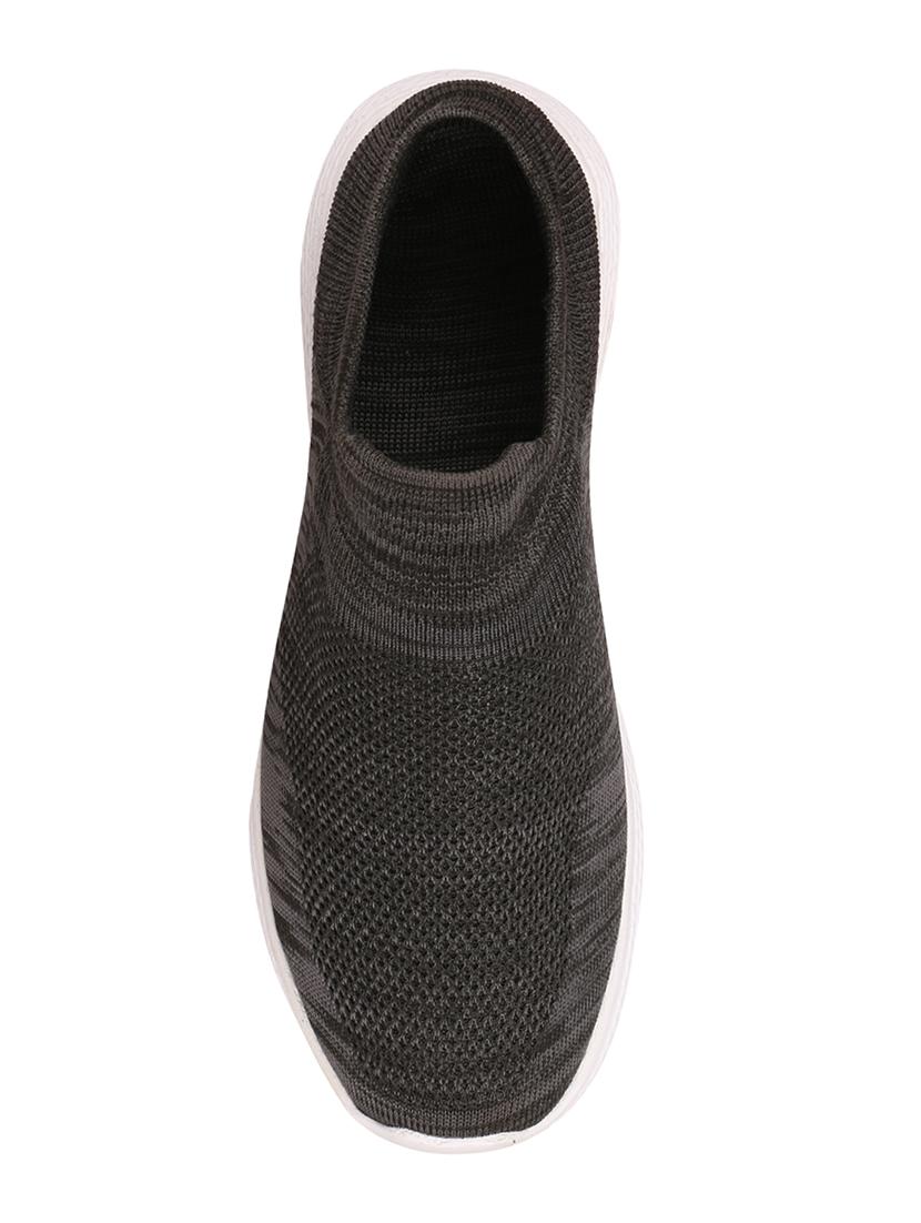 grey fabric sport shoes - 16997895 - Standard Image - 3