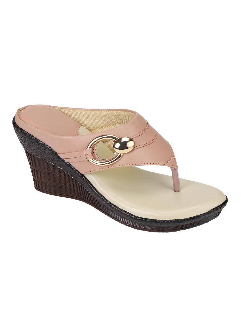 clouter hub women heel sandals - 16998339 -  Zoom Image - 0