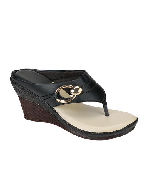 clouter hub women heel sandals - 16998341 -  Standard Image - 0