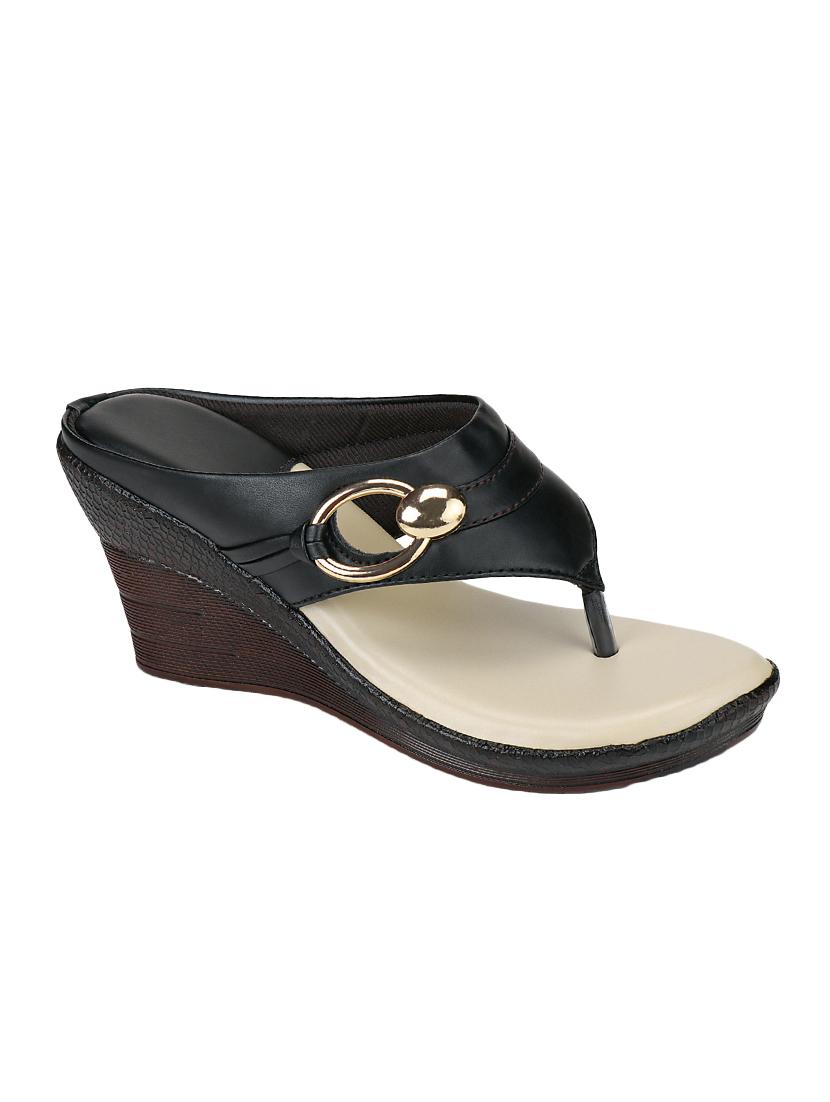 clouter hub women heel sandals - 16998341 -  Zoom Image - 0