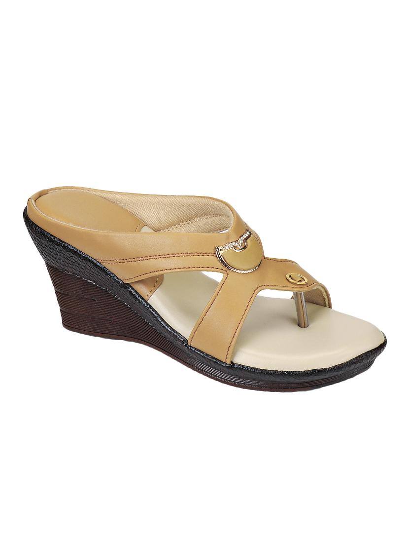 clouter hub women heel sandals - 16998346 - Zoom Image - 0