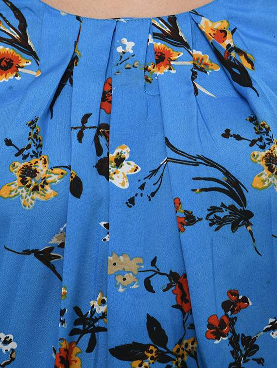 round neck floral top  - 17007713 -  Standard Image - 3