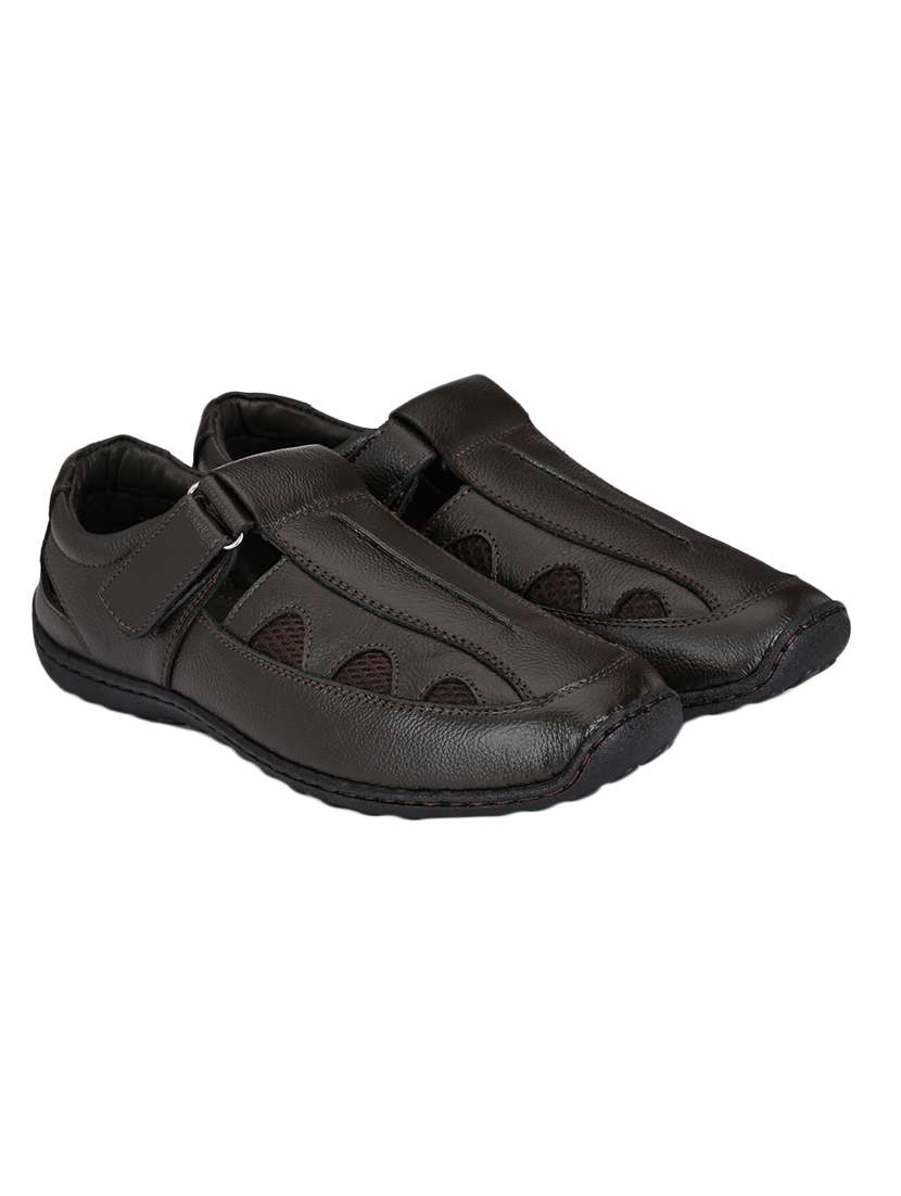 limeroad sandals and floaters