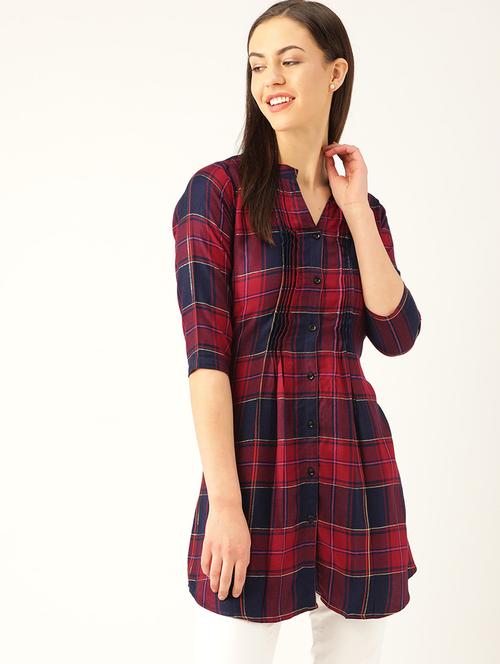 three quarter sleeves checks tunic - 17066342 -  Standard Image - 0