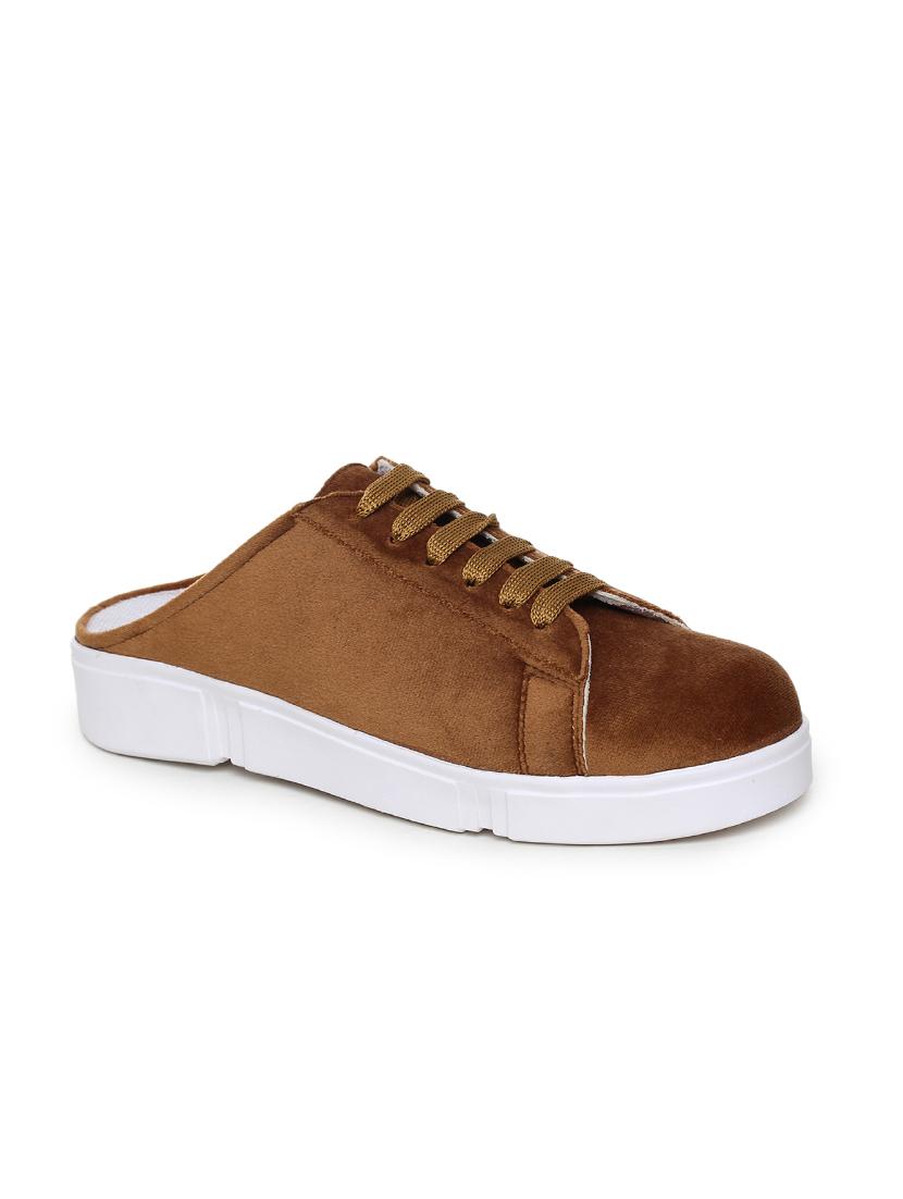 tan plimsolls sneakers - 17085015 - Zoom Image - 0