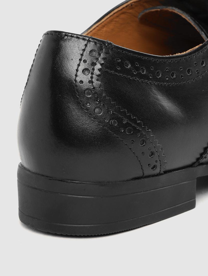 black lace-up brouges - 17129923 - Standard Image - 5