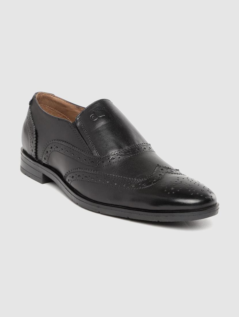 black lace-up brouges - 17129946 - Zoom Image - 0