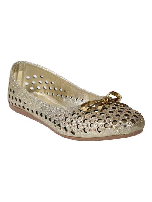 ladies shoes under 500