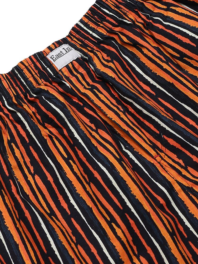 black striped boxer - 17148343 - Standard Image - 3