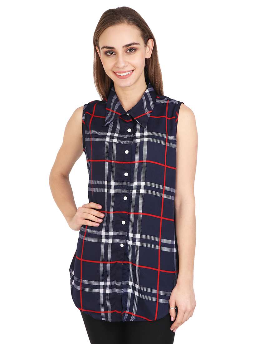 sleeveless checkered shirt 