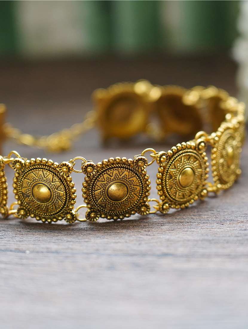 gold metal choker necklace