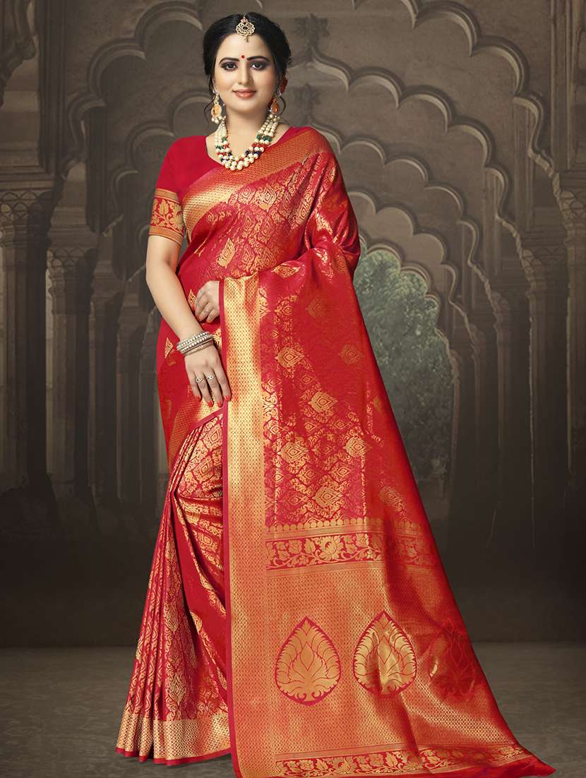 women's banarasi saree with blouse