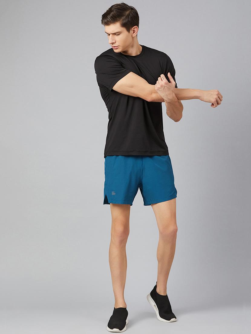 black solid t-shirt - 17213677 - Standard Image - 3
