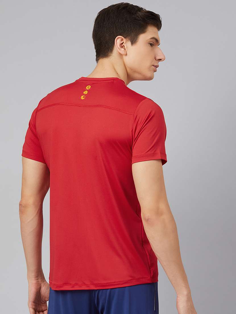 red solid t-shirt - 17213681 -  Standard Image - 3