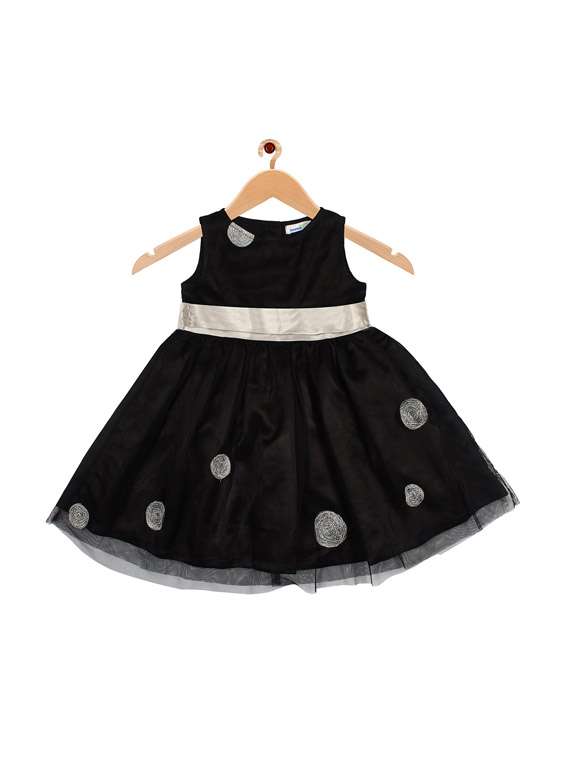 girls round neck sleeveless frock