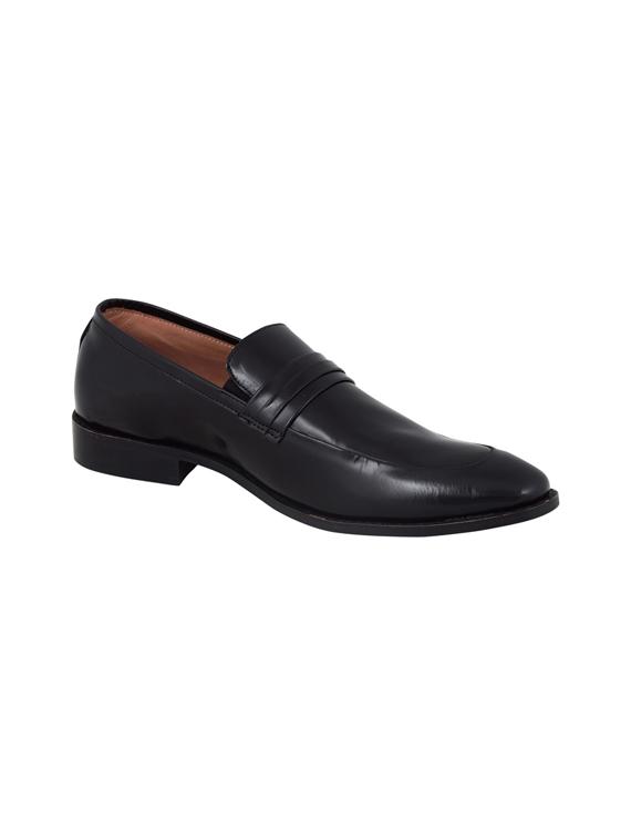 black slip on shoes - 17242285 - Zoom Image - 0