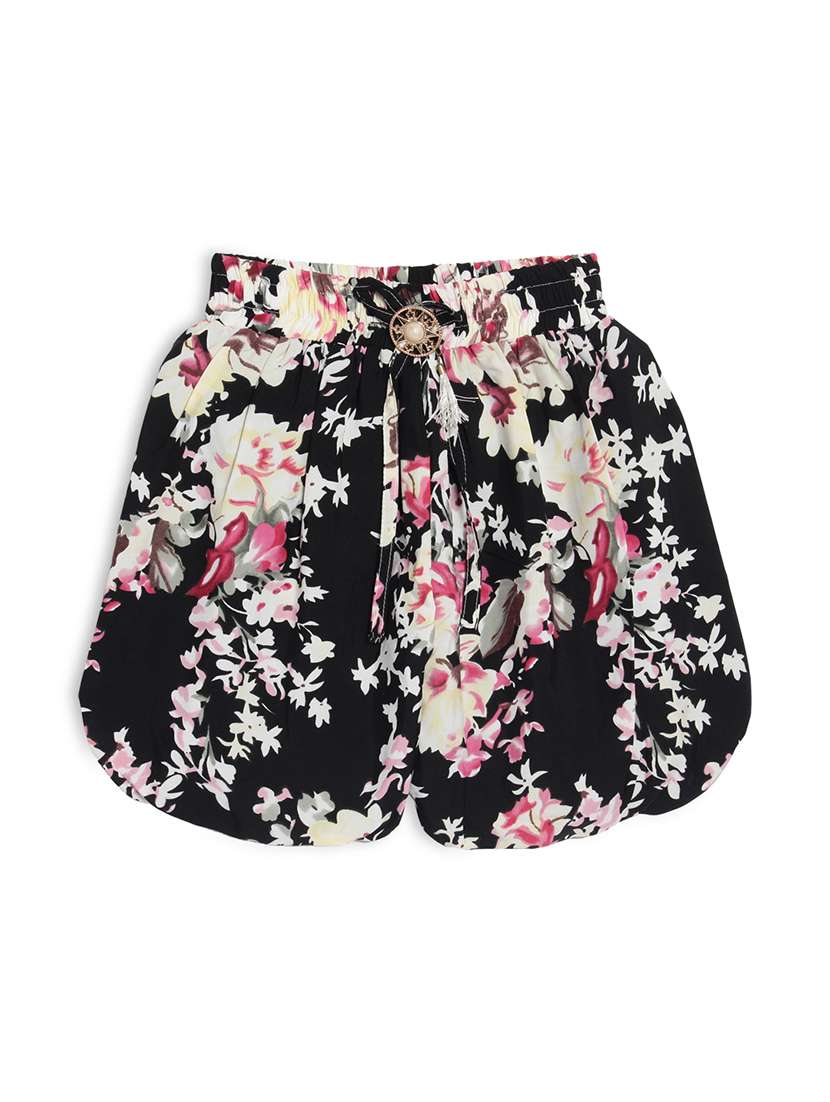 black polyester regular shorts 