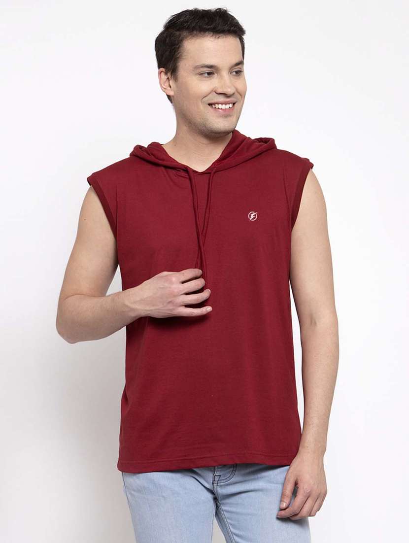 maroon solid t-shirt - 17263997 - Zoom Image - 0