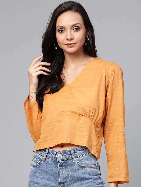 overlap neck crop top 