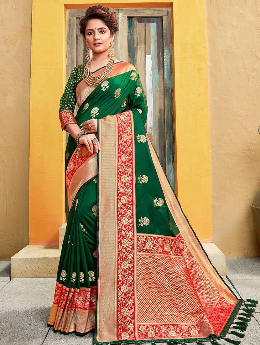 bordered banarasi saree with blouse