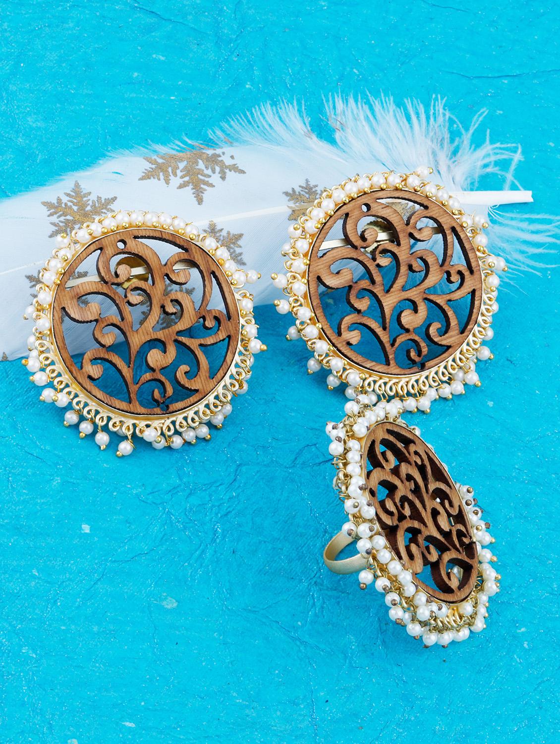 brown wood studs earring - 17274333 - Standard Image - 3