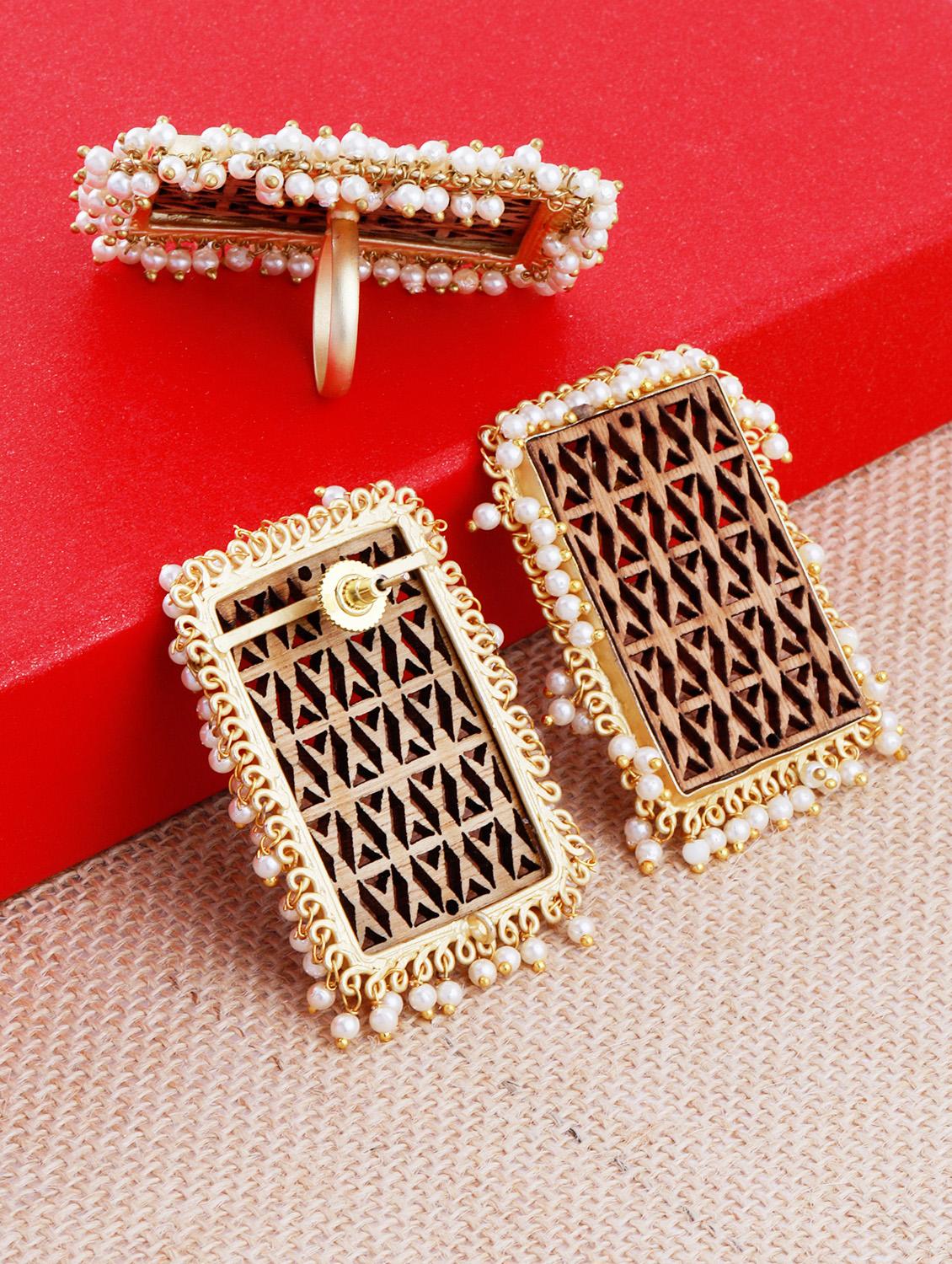 brown wood studs earring - 17274335 - Standard Image - 3