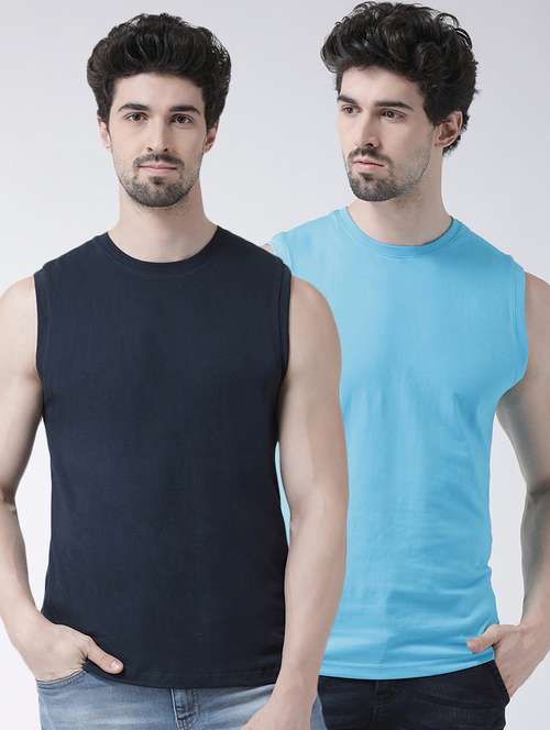 set of 2 solid t-shirt - 17275134 - Standard Image - 0